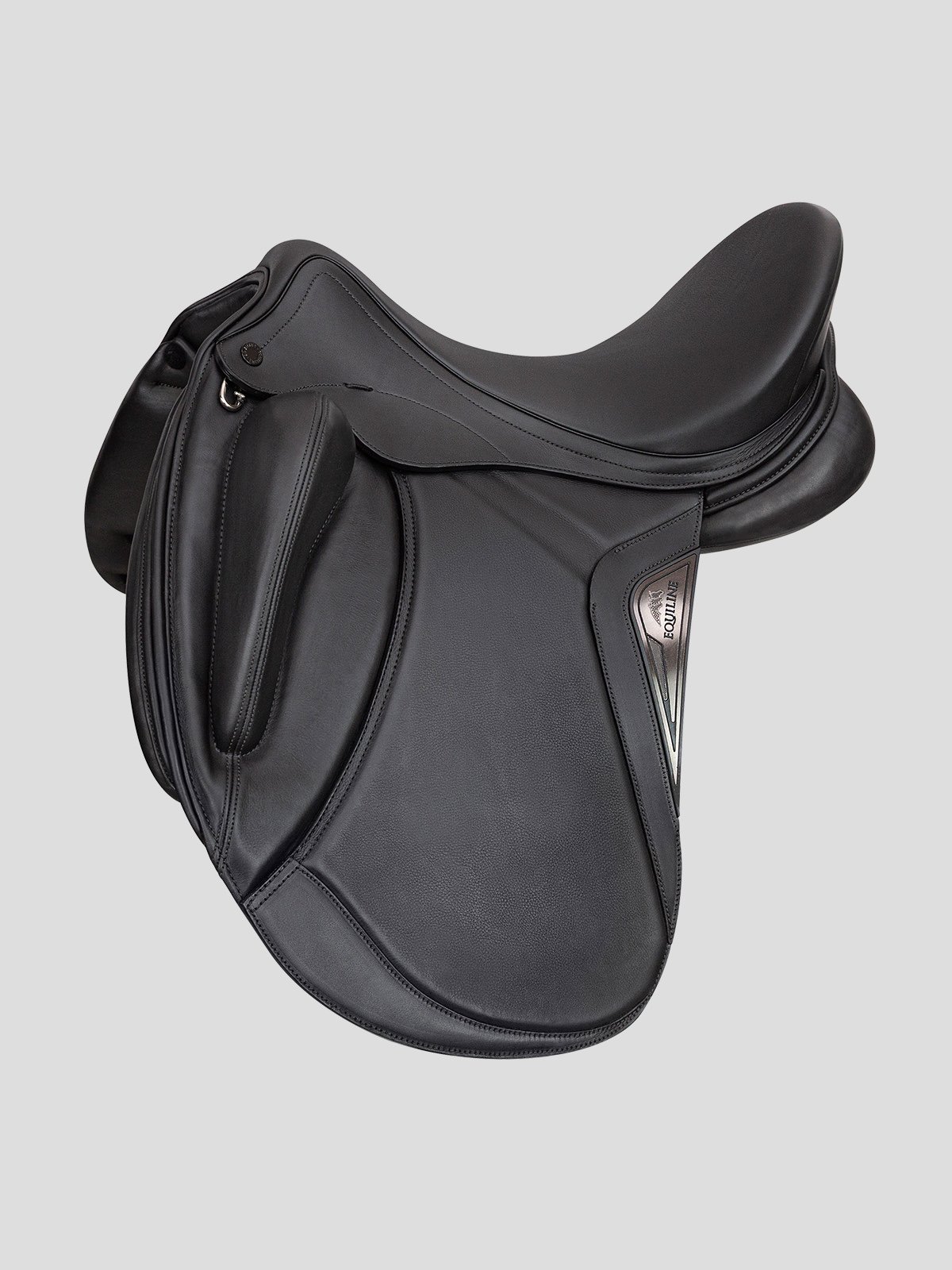 Allisium Equiline dressage saddle