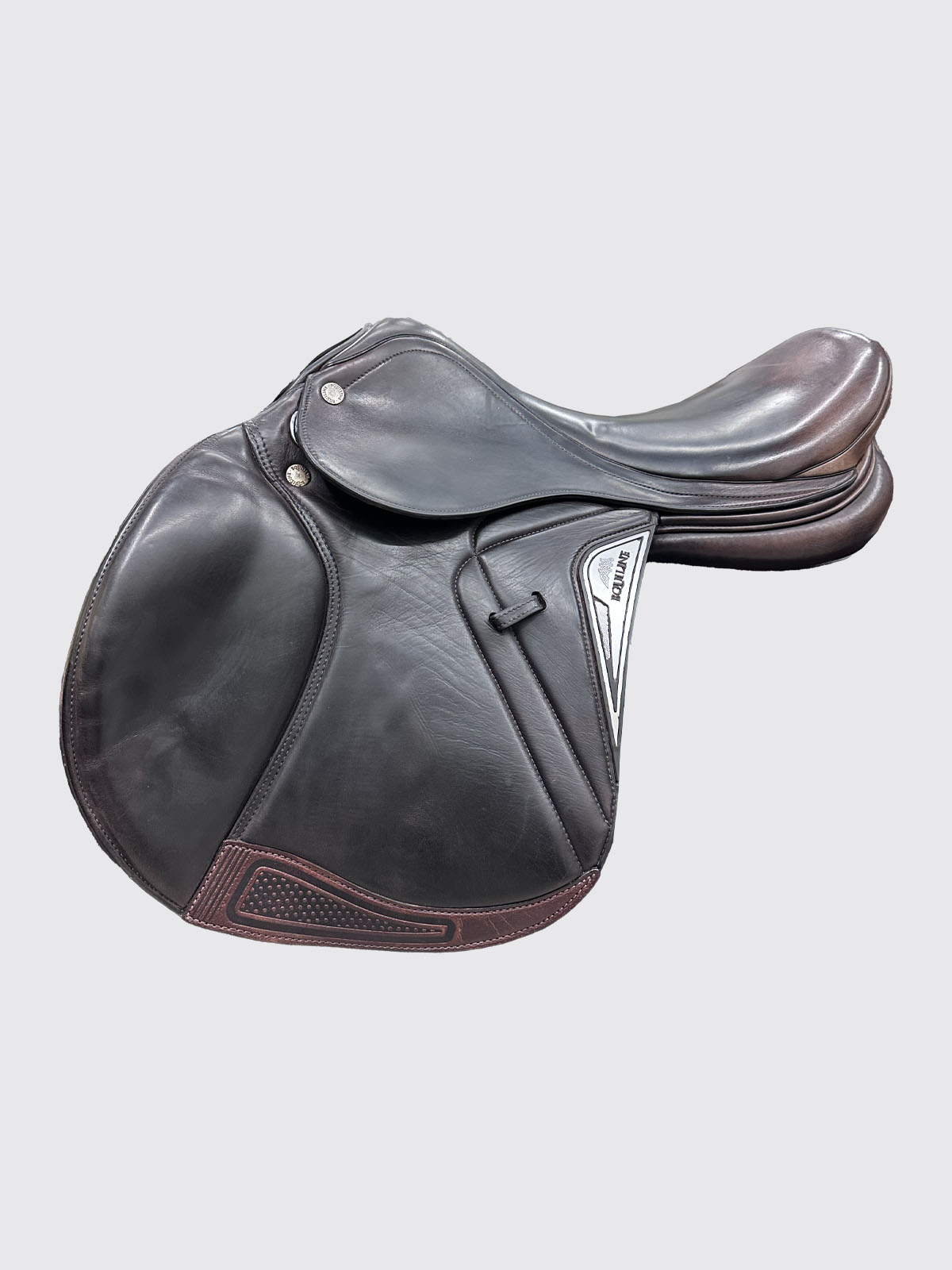 Closer Size 17 S- Used Saddle